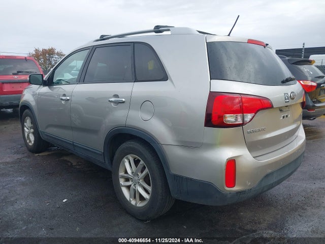 KIA SORENTO LX 2014 5XYKT4A61EG490041 Image 3