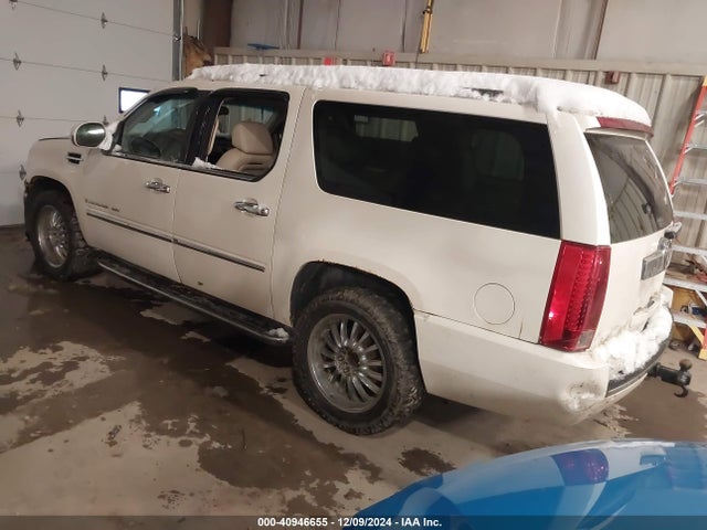 2008 CADILLAC ESCALADE ESV 1GYFK66838R106285 Photo 2