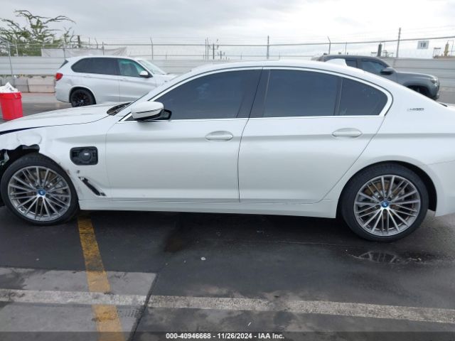 WBAJA9C5XKB253697 BMW 530e Iperformance