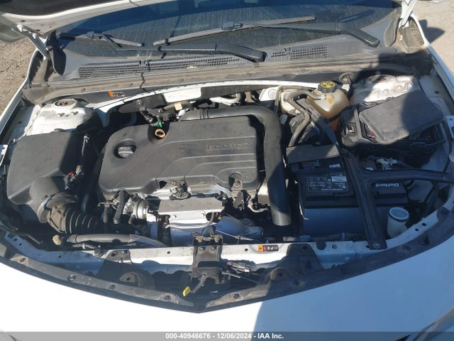 Chevrolet Malibu 1fl 2018 1G1ZC5ST5JF278905 Image 10