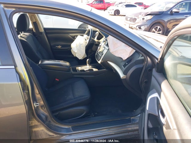 Nissan Altima 2.5 S 2018 1N4AL3AP1JC230709 Image 5
