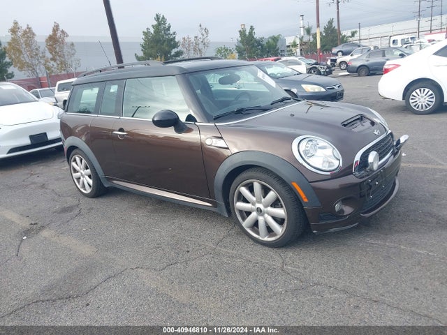 2010 MINI COOPER S CLUBMAN WMWMM3C58ATZ32488 Photo 0