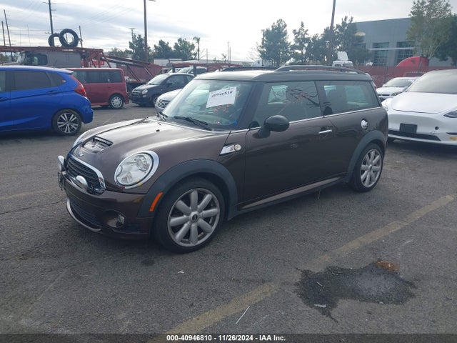 2010 MINI COOPER S CLUBMAN WMWMM3C58ATZ32488 Photo 1