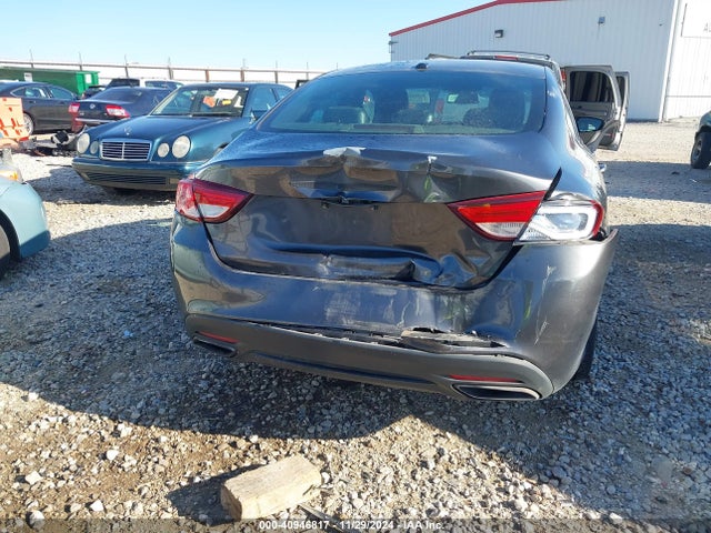 1C3CCCBB8FN685966 Chrysler 200 S