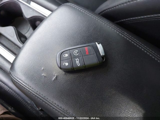 1C3CCCCB2FN559522 Chrysler 200 C