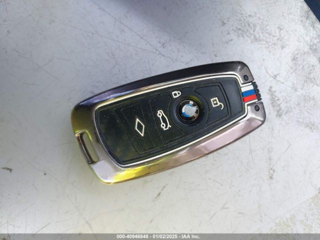 WBA8B9C56HK884726 BMW 330I