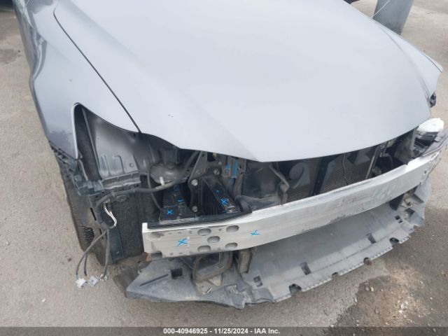 JTHBA1D26H5059607 Lexus IS 200T