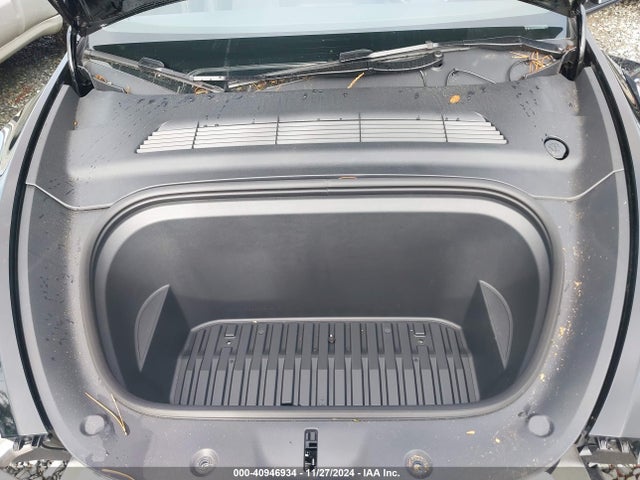 2024 TESLA MODEL Y 7SAYGAEE7RF118962 Photo 9
