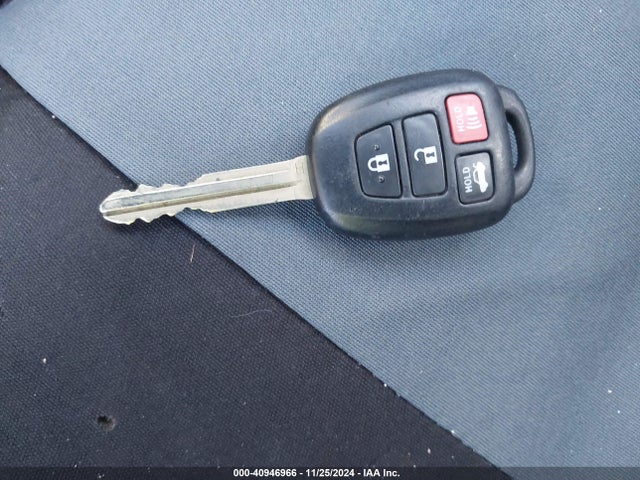Toyota COROLLA LE 2015 2T1BURHE5FC379397 Image 11