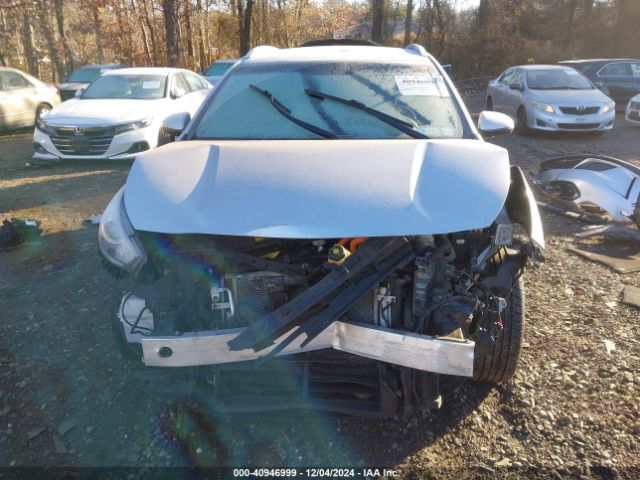 KNDCB3LC0K5296920 KIA NIRO LX