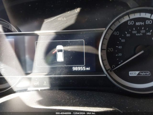 KNDCB3LC0K5296920 KIA NIRO LX