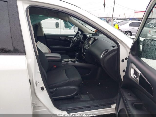 5N1DR2MN8JC637481 Nissan Pathfinder Sv
