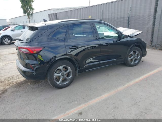 1FMCU0MN9PUB33510 Ford Escape St-line