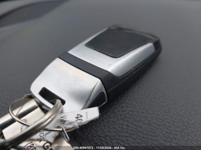 WAUTNAF52JA010304 Audi A5 2.0t Premium