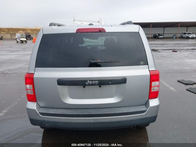 1C4NJPBA0GD736098 Jeep Patriot Sport