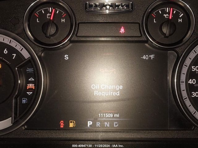 1C6RR6GG5KS694668 RAM 1500 Classic Warlock  4x2 6'4 Box