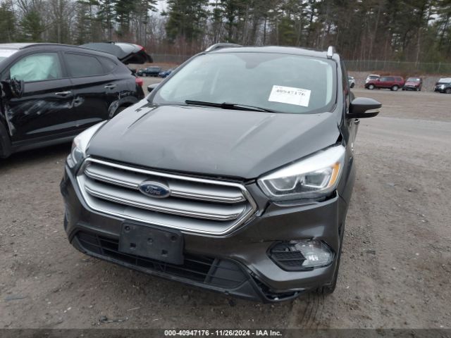 1FMCU9JD3HUE61121 Ford Escape Titanium