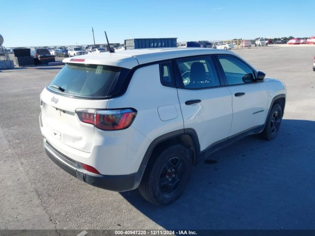 3C4NJCAB2JT263499 Jeep Compass Sport Fwd
