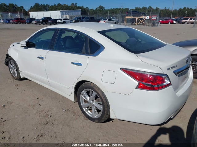 Nissan Altima 2.5 Sv 2015 1N4AL3APXFC242249 Image 3
