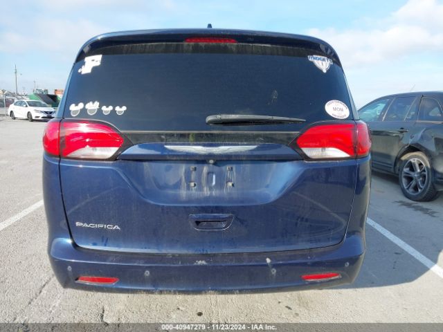 2C4RC1DG8HR782349 Chrysler Pacifica Touring
