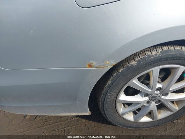 3VWD17AJ4EM438147 Volkswagen Jetta 1.8t Se