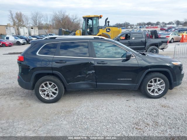 1C4PJMCB5FW648875 Jeep Cherokee Latitude