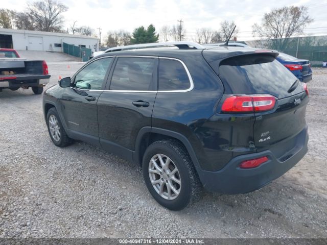 1C4PJMCB5FW648875 Jeep Cherokee Latitude