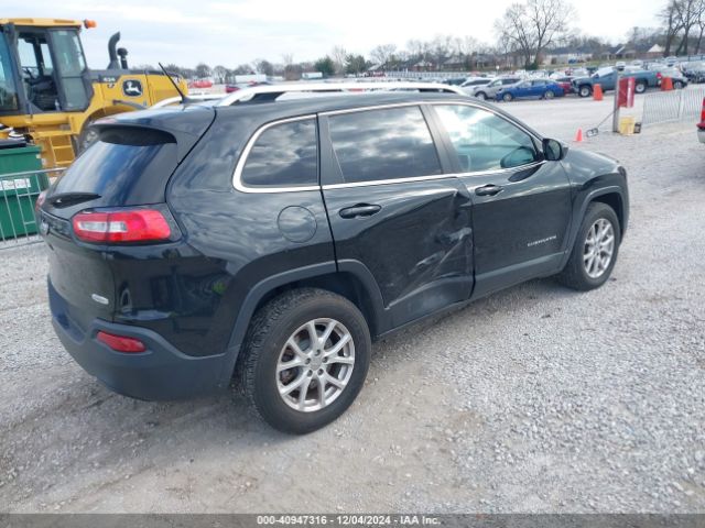 1C4PJMCB5FW648875 Jeep Cherokee Latitude