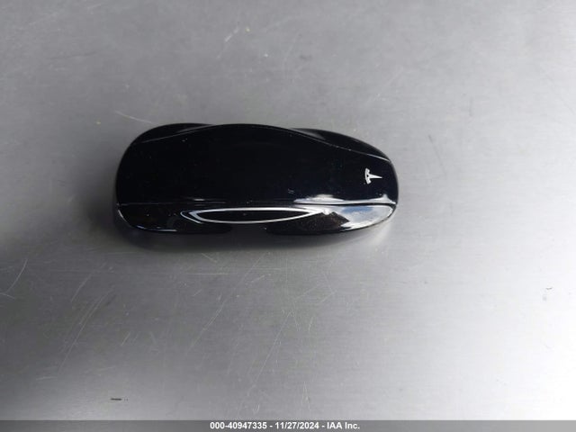 2021 TESLA MODEL Y 5YJYGDEE7MF088174 Photo 10