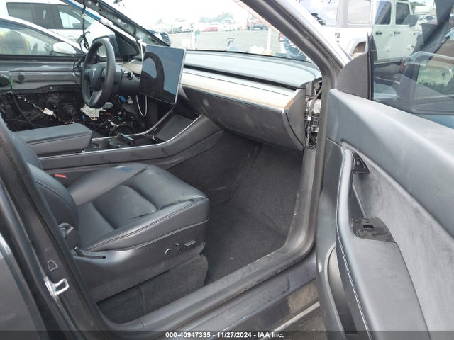2021 TESLA MODEL Y 5YJYGDEE7MF088174 Photo 4