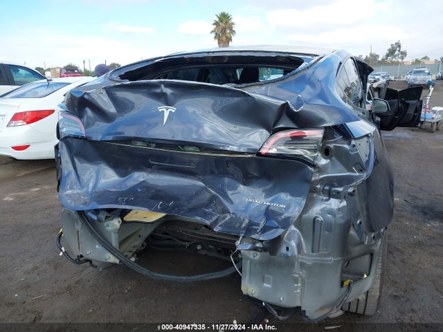 2021 TESLA MODEL Y 5YJYGDEE7MF088174 Photo 5