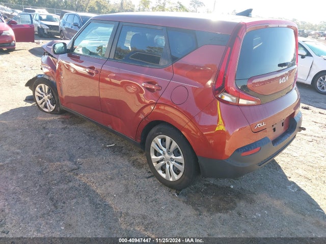 KIA SOUL LX 2022 KNDJ23AU9N7811313 Image 3