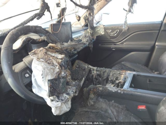 5LM5J6XC0PGL17986 Lincoln Aviator Standard