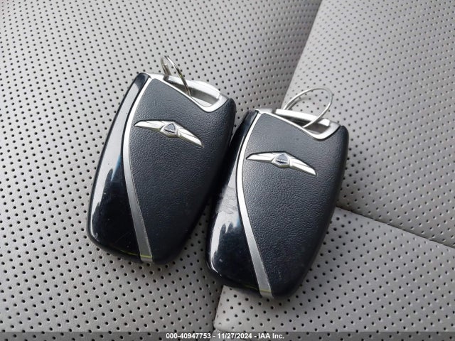 Hyundai Genesis 3.8 2015 KMHGN4JE0FU033448 Image 11
