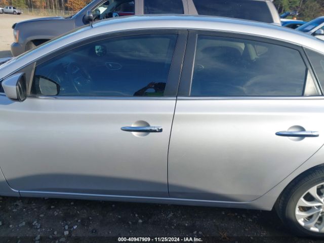 3N1AB7AP8KY317118 Nissan SENTRA SV