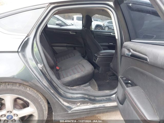 3FA6P0HD0FR176932 Ford FUSION SE