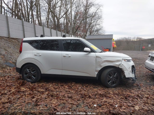 KIA SOUL S 2021 KNDJ23AU6M7797496 Image 14