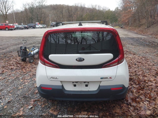 KIA SOUL S 2021 KNDJ23AU6M7797496 Image 17