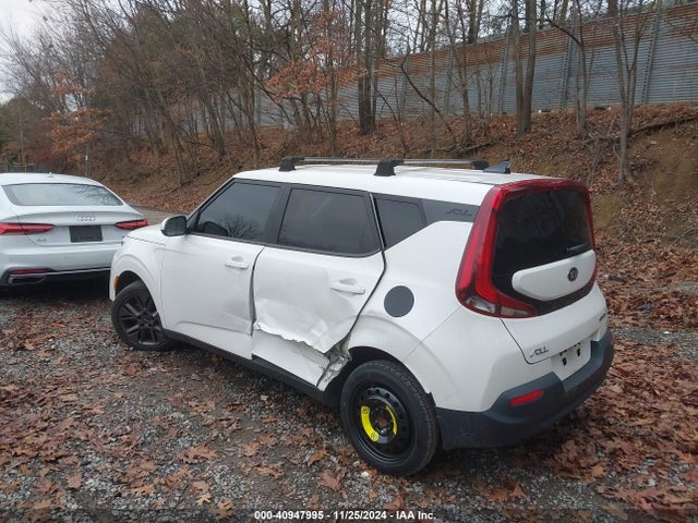 KIA SOUL S 2021 KNDJ23AU6M7797496 Image 3