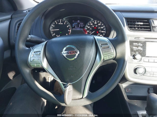 Nissan Altima 2.5 S 2017 1N4AL3AP0HC241209 Image 11