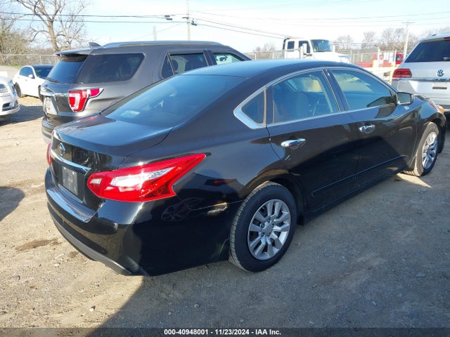 Nissan Altima 2.5 S 2017 1N4AL3AP0HC241209 Image 4