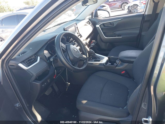 Toyota RAV4 LE 2021 2T3H1RFV1MC132890 Image 5
