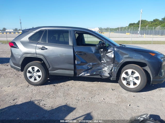 Toyota RAV4 LE 2021 2T3H1RFV1MC132890 Image 6