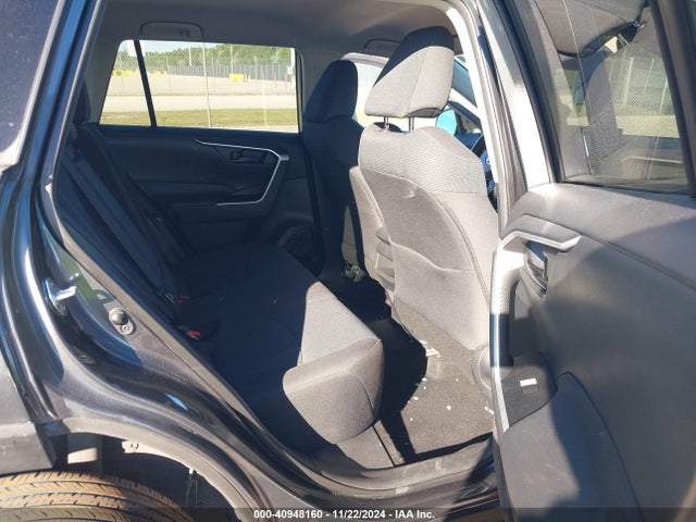 Toyota RAV4 LE 2021 2T3H1RFV1MC132890 Image 8