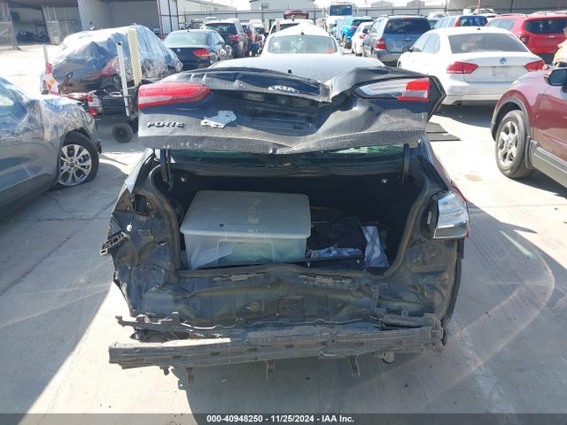 KIA FORTE LX 2017 3KPFL4A72HE007247 Image 17