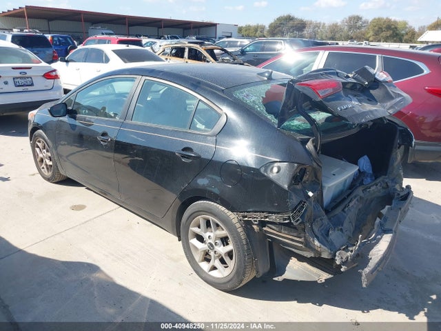 KIA FORTE LX 2017 3KPFL4A72HE007247 Image 3