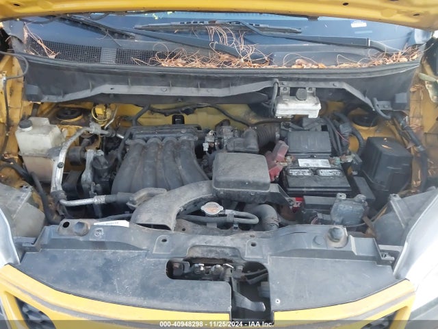 3N8CM0JT2FK715393 Nissan NV200 TAXI