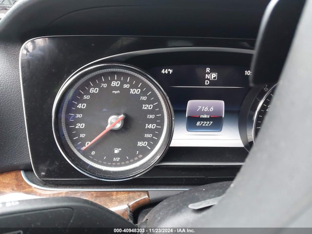 WDDZF4KB4HA022882 Mercedes-Benz E 300 4matic