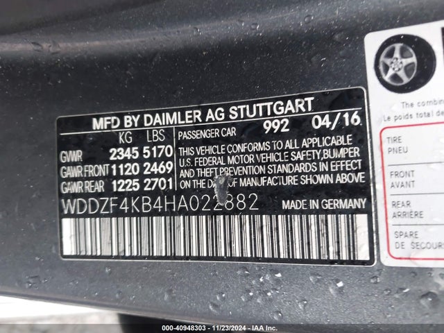 WDDZF4KB4HA022882 Mercedes-Benz E 300 4matic