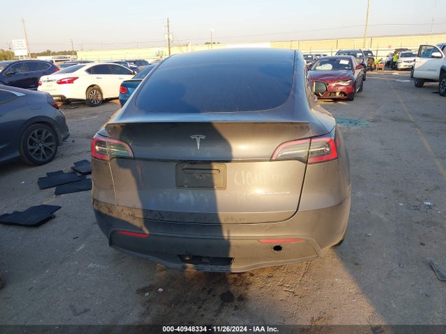 7SAYGDEF0PF970660 Tesla Model Y Performance Dual Motor All-wheel Drive